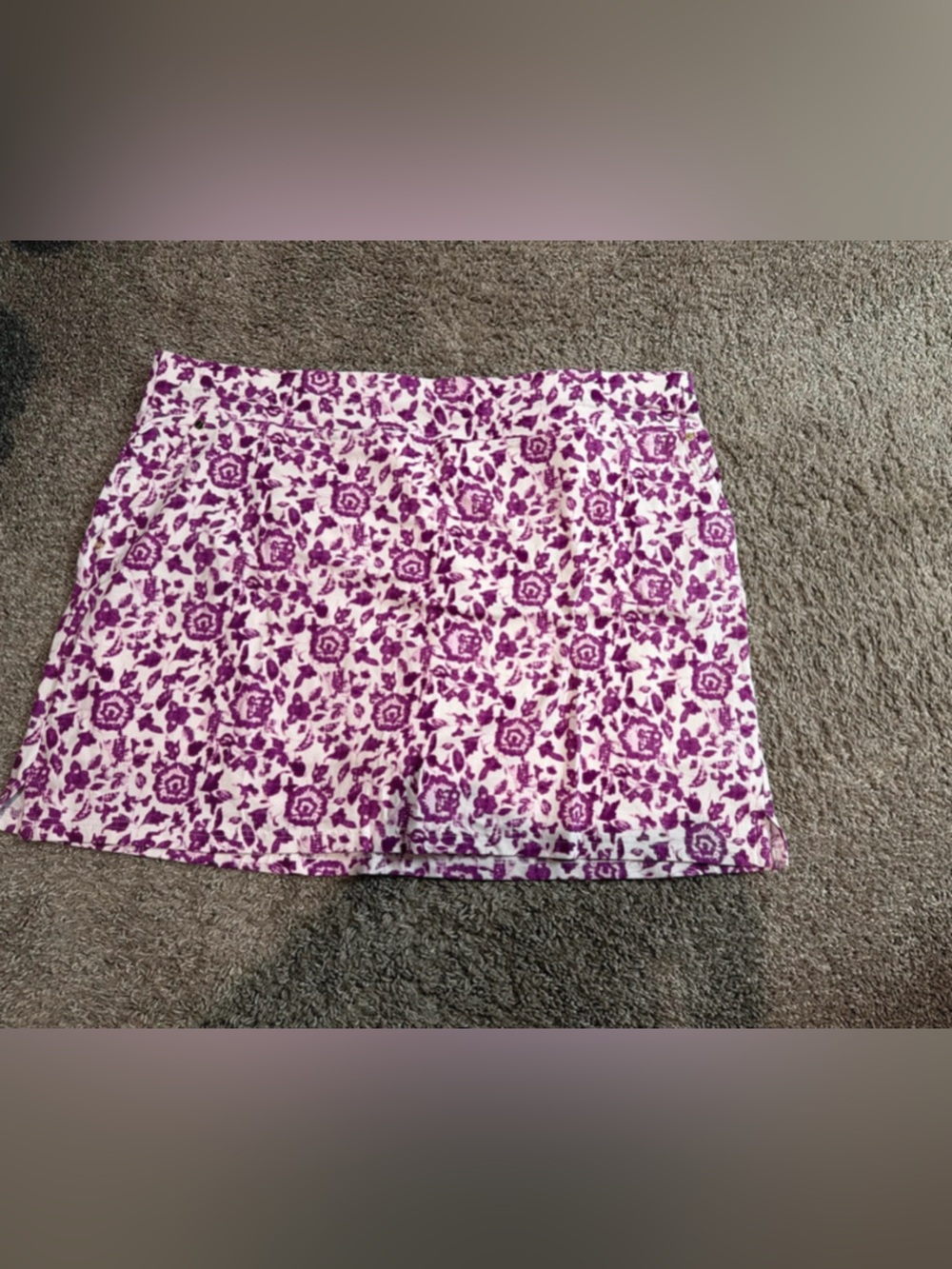 Jones New York White Mini Skirt with Purple Floral Print